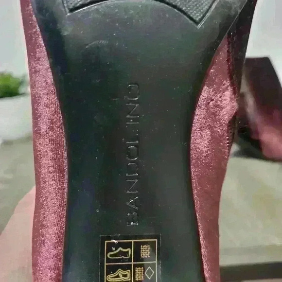 BANDOLINO merlot velvet booties. Size 10 - Picture 8 of 9